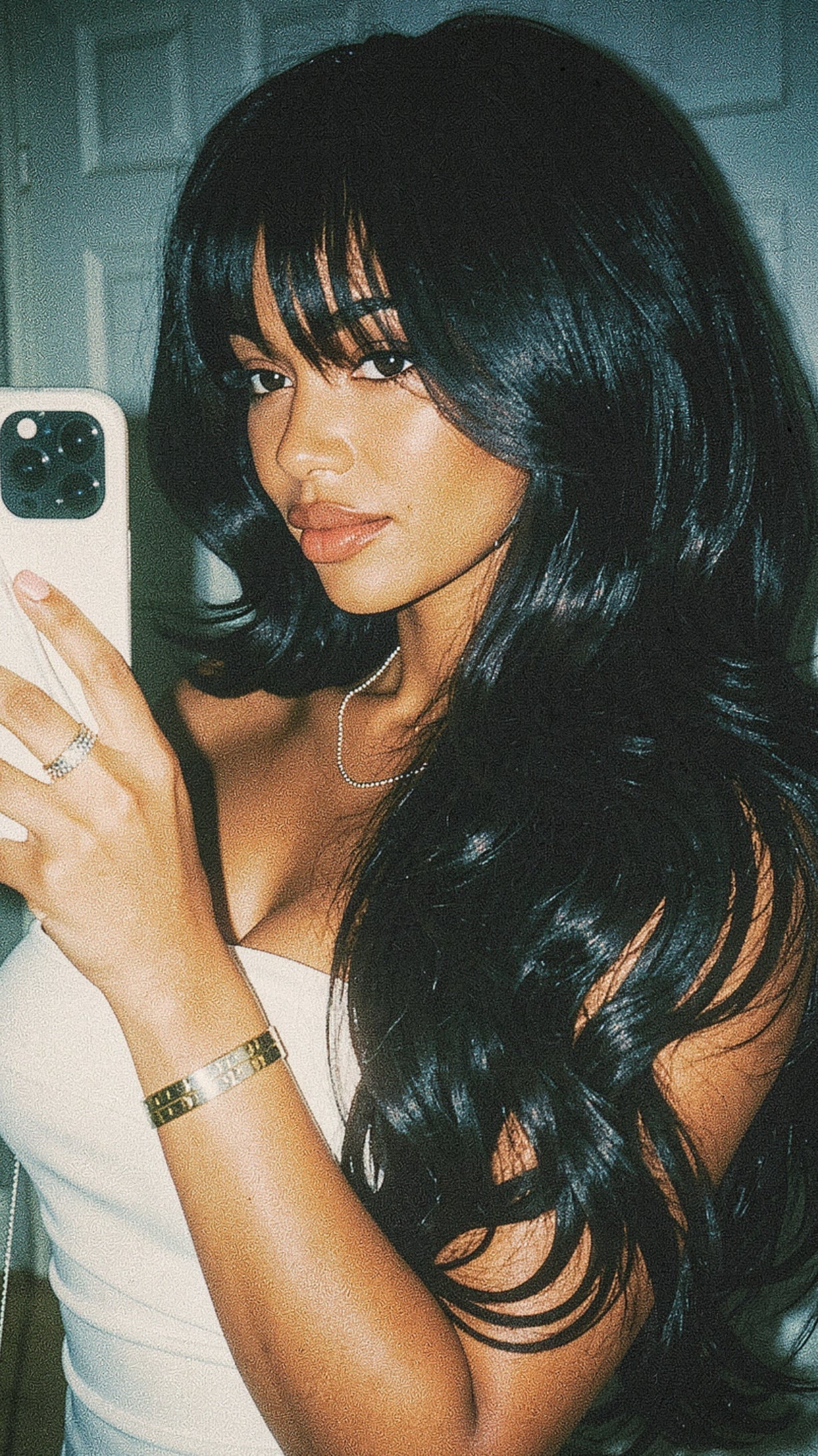Raw Hair: Myths, Facts & What You Really Need to Know